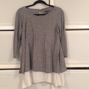 A Pea in the Pod long-sleeved maternity blouse